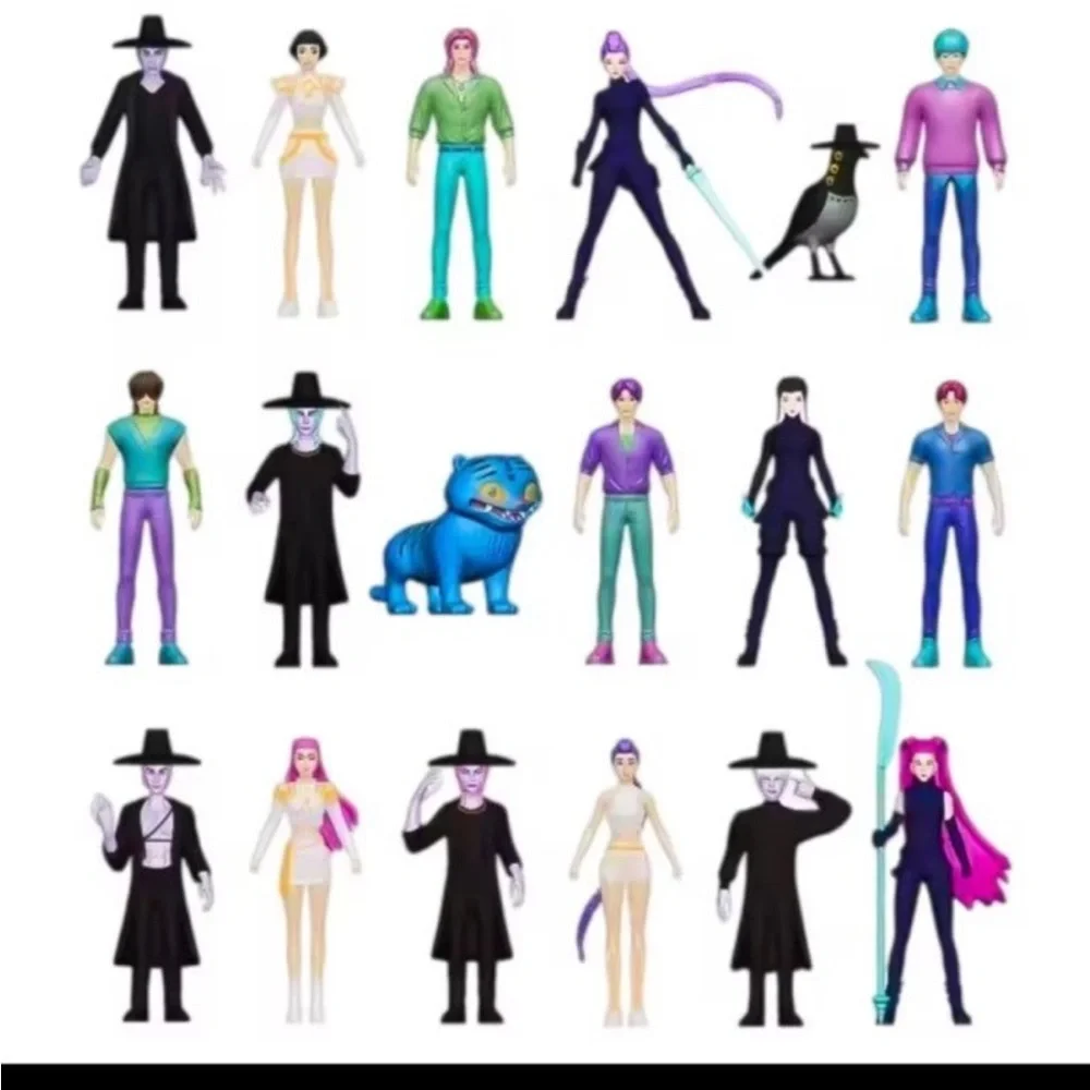 4 K-Pop Demon Hunters Collectible Mystery Figure Bags